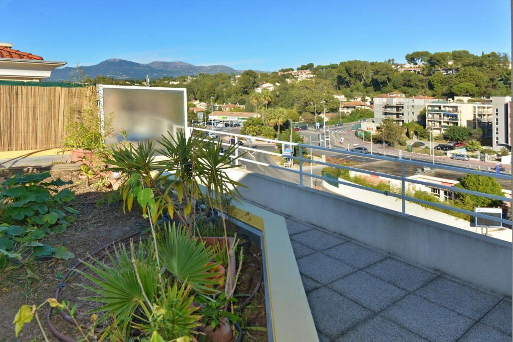 Jardin D'Azur Proche Mer Cagnes-sur-Mer Exterior photo